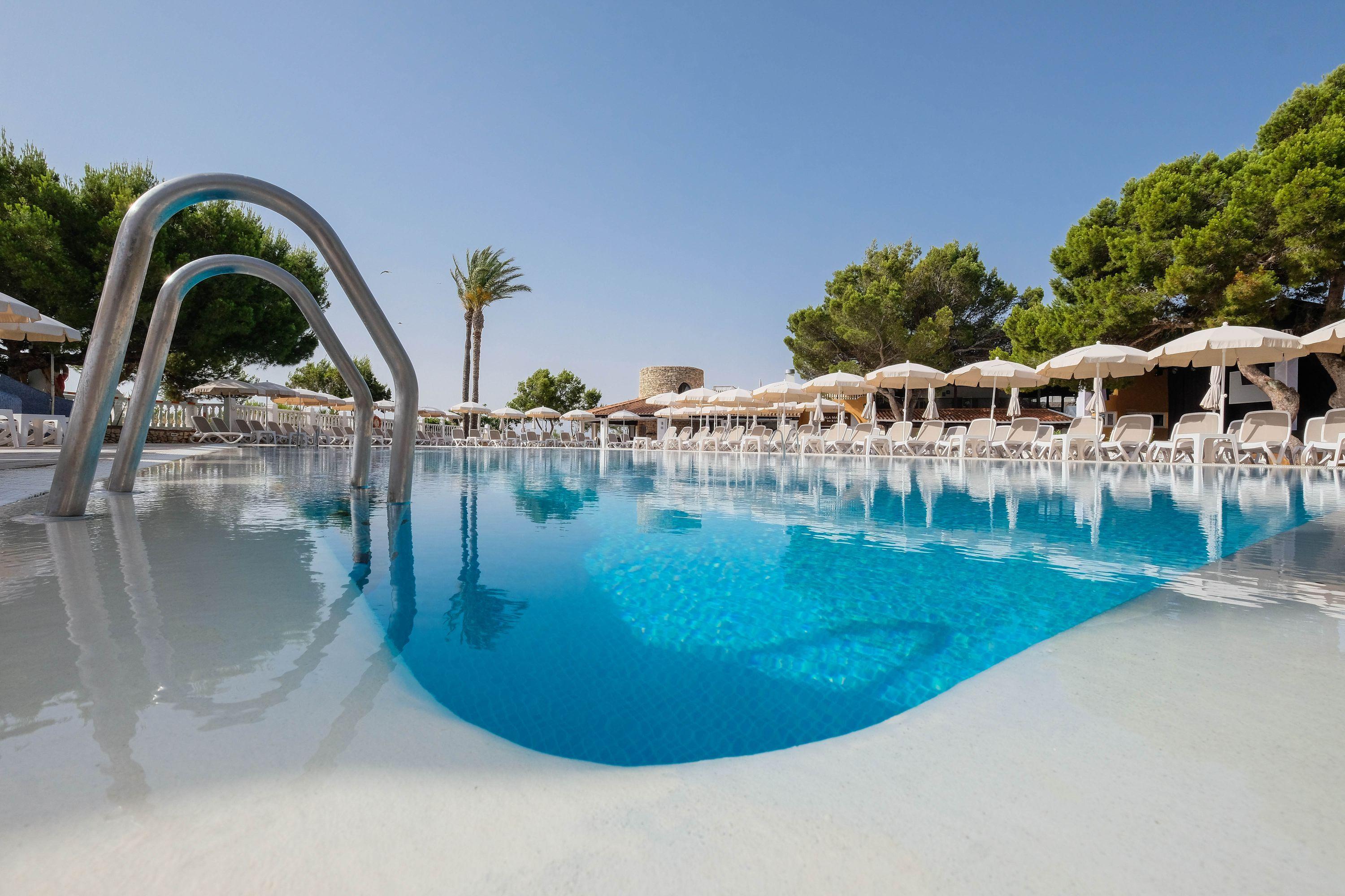 Hotel Cala Martina Es Cana 외부 사진